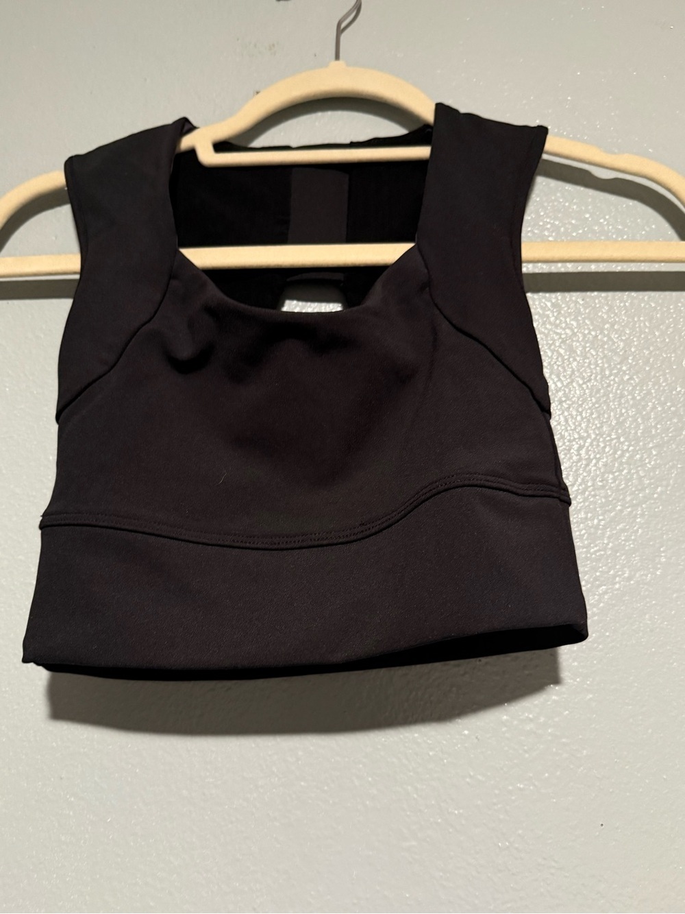 IFG fit Black Cropped Athletic Tank Top size SMALL